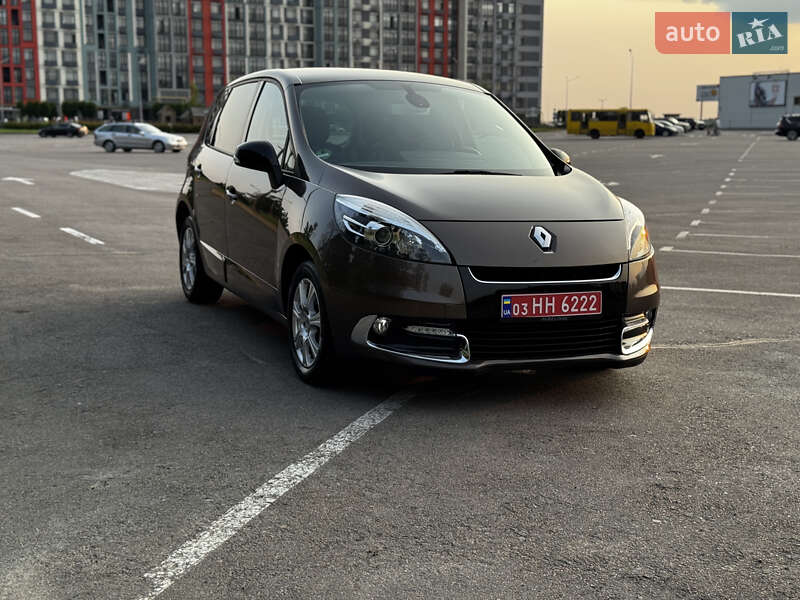Мінівен Renault Scenic 2013 в Києві