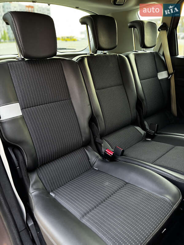 Мінівен Renault Scenic 2013 в Києві