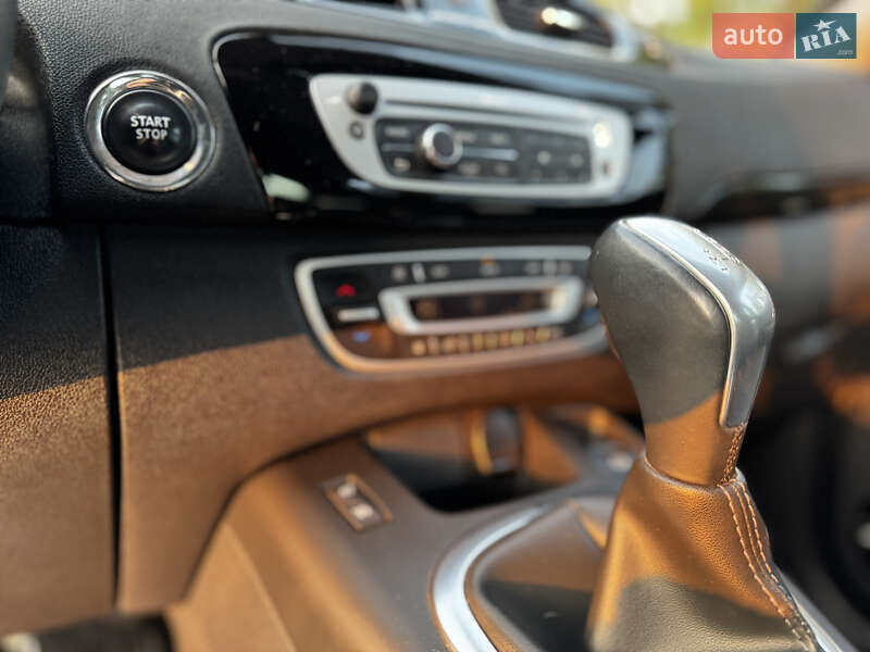 Мінівен Renault Scenic 2013 в Києві