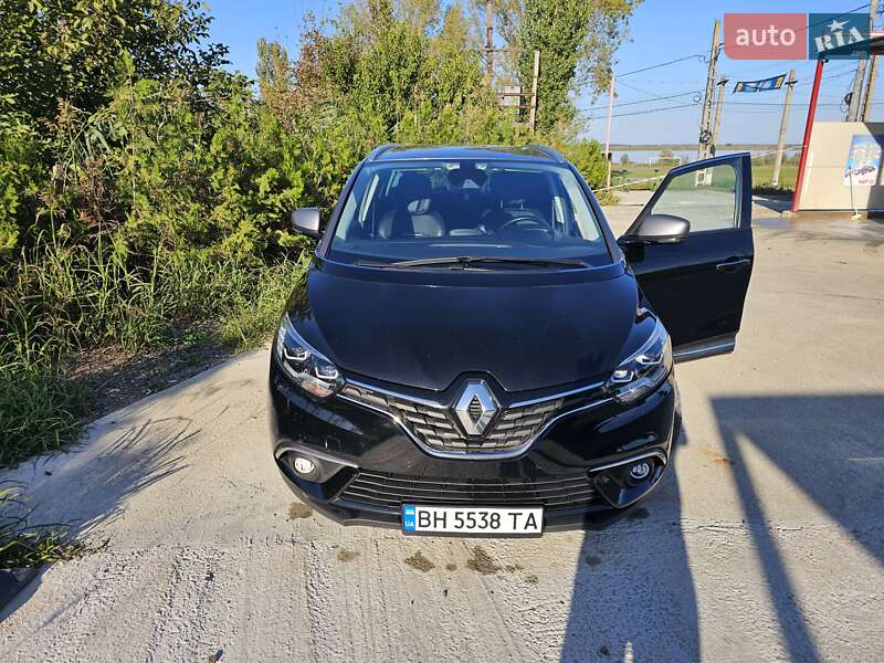 Минивэн Renault Scenic 2016 в Рени