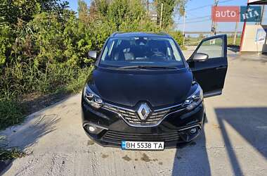 Минивэн Renault Scenic 2016 в 