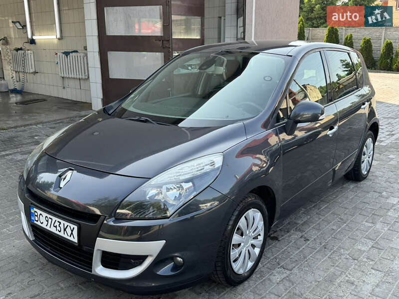 Renault Scenic 2011