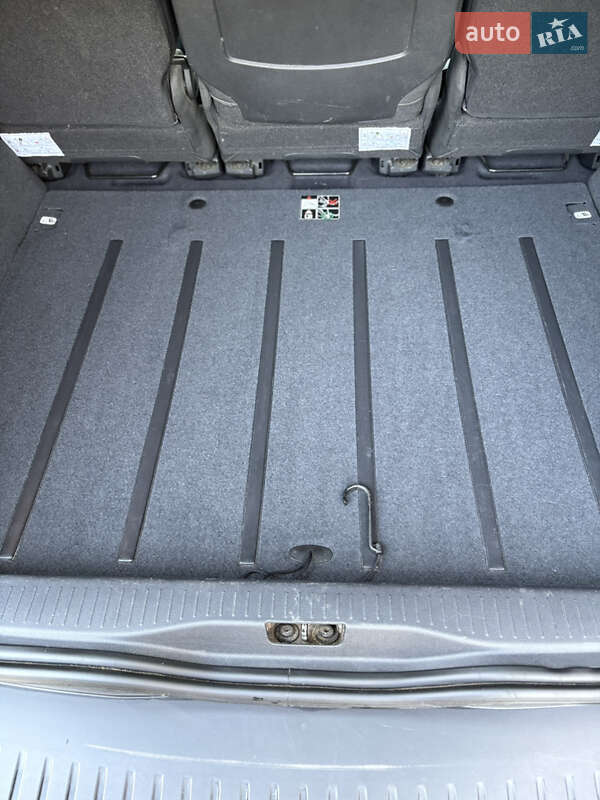 Минивэн Renault Scenic 2009 в Дубно