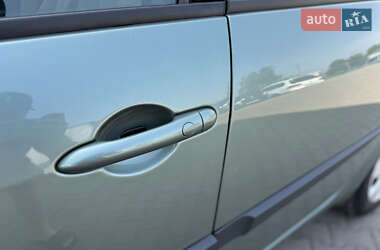 Мінівен Renault Scenic 2004 в 