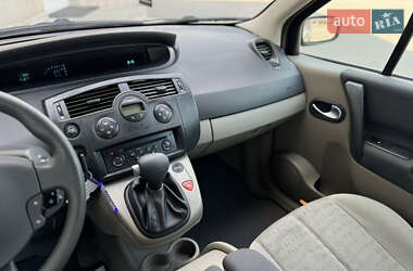 Мінівен Renault Scenic 2004 в 