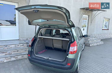 Мінівен Renault Scenic 2004 в 