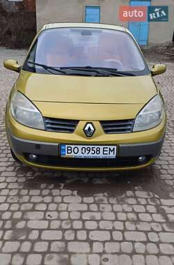 Минивэн Renault Scenic 2005 в 