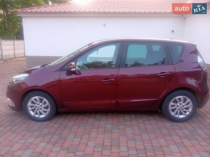 Renault Scenic 2012