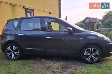 Мінівен Renault Scenic 2010 в Чернігові