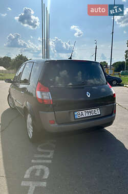 Минивэн Renault Scenic 2005 в 