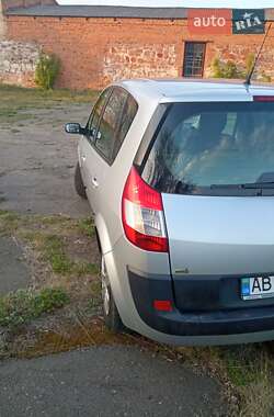 Минивэн Renault Scenic 2005 в 