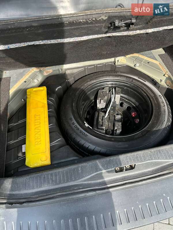 Минивэн Renault Scenic 2011 в Здолбунове