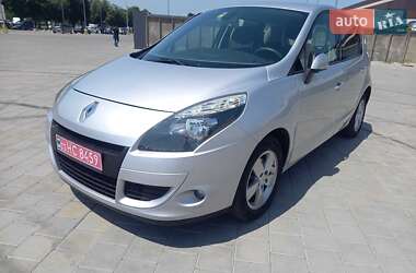 Мінівен Renault Scenic 2010 в Черкасах