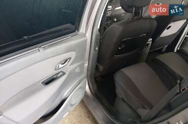 Минивэн Renault Scenic 2010 в 