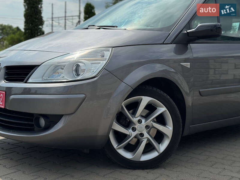 Минивэн Renault Scenic 2008 в Ровно