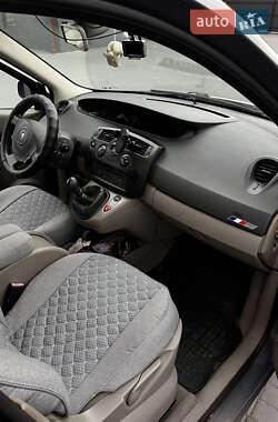 Минивэн Renault Scenic 2006 в 