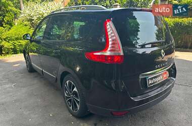 Мінівен Renault Scenic 2015 в 