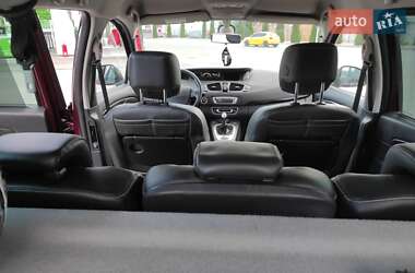 Мінівен Renault Scenic 2014 в 