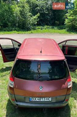 Минивэн Renault Scenic 2003 в 