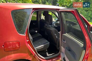 Минивэн Renault Scenic 2003 в 