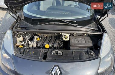 Минивэн Renault Scenic 2011 в 