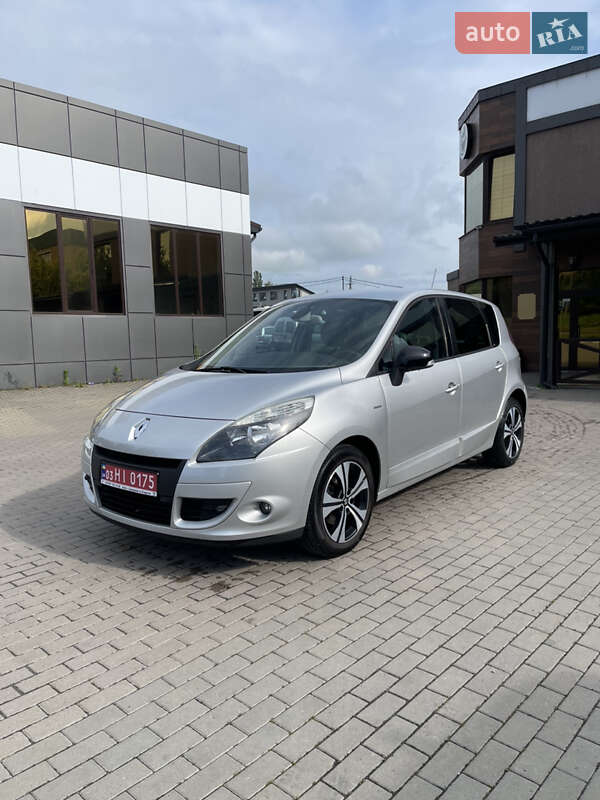 Renault Scenic 2011