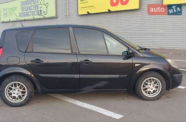 Минивэн Renault Scenic 2004 в 