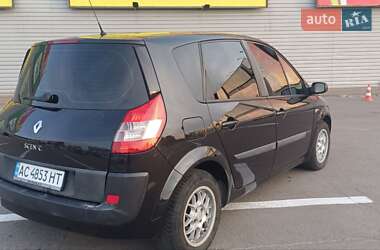Минивэн Renault Scenic 2004 в 