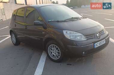 Минивэн Renault Scenic 2004 в 
