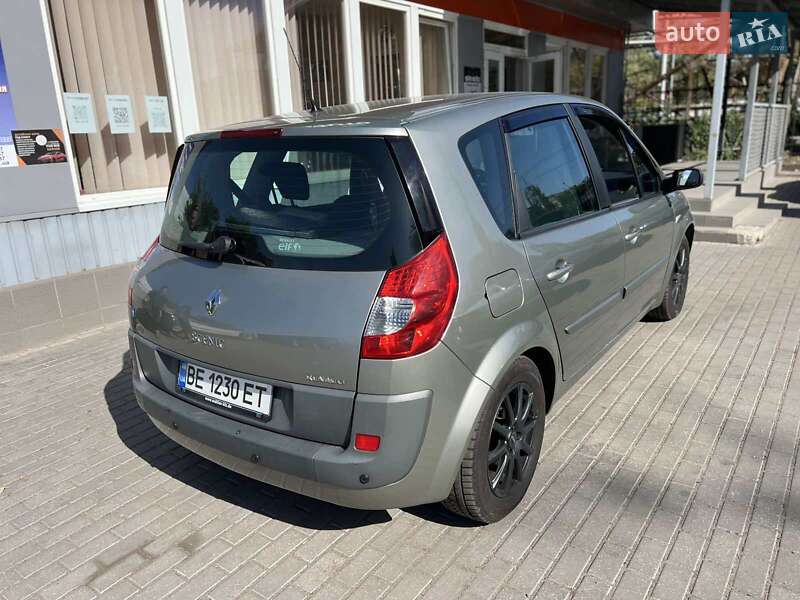 Минивэн Renault Scenic 2006 в Николаеве
