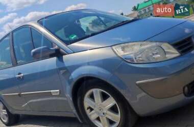 Минивэн Renault Scenic 2004 в 