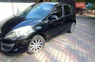 Минивэн Renault Scenic 2011 в Калуше