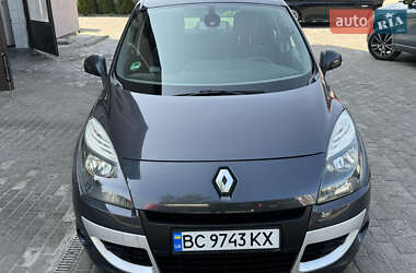 Мінівен Renault Scenic 2011 в 