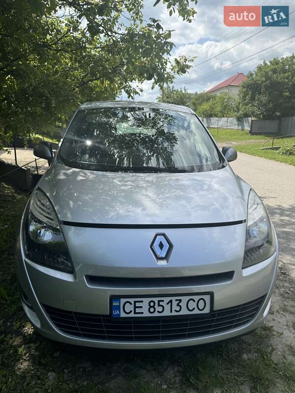 Renault Scenic 2011
