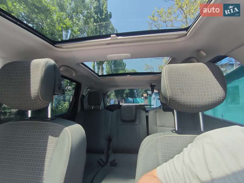 Мінівен Renault Scenic 2010 в Одесі