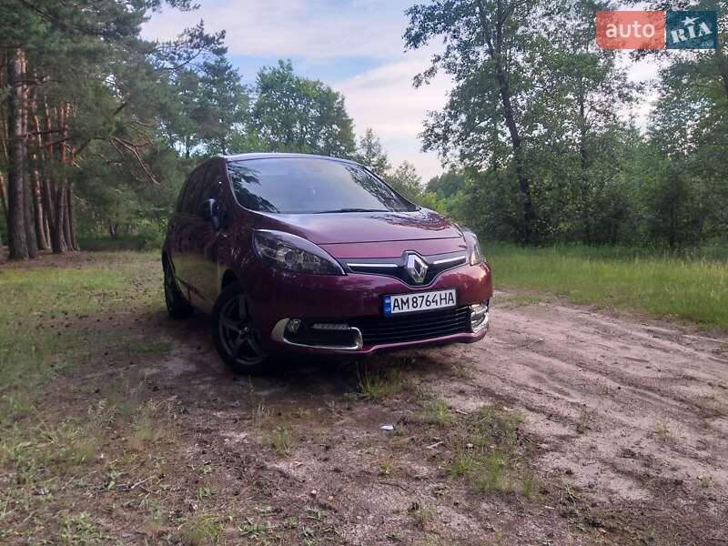 Минивэн Renault Scenic 2013 в Коростене