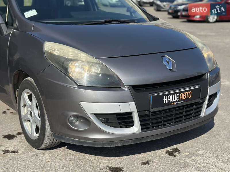 Минивэн Renault Scenic 2011 в Шептицькому