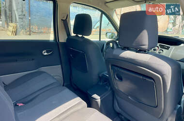 Минивэн Renault Scenic 2006 в 