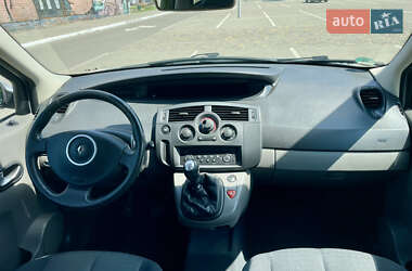 Минивэн Renault Scenic 2006 в 
