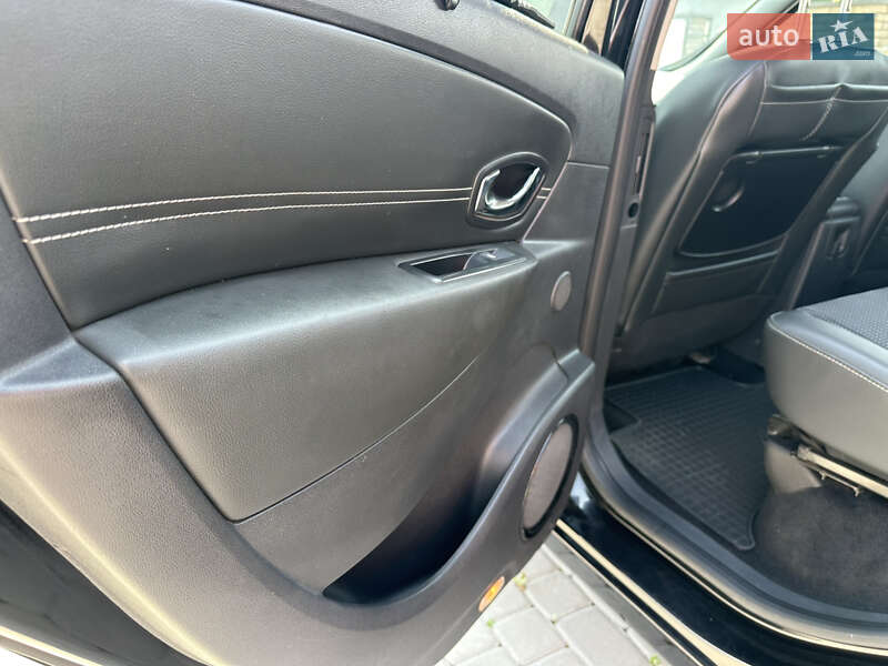 Минивэн Renault Scenic 2013 в Снятине