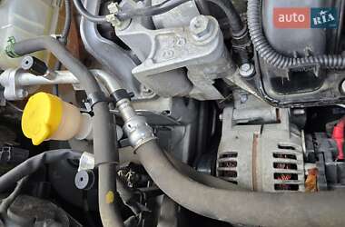 Минивэн Renault Scenic 2013 в 