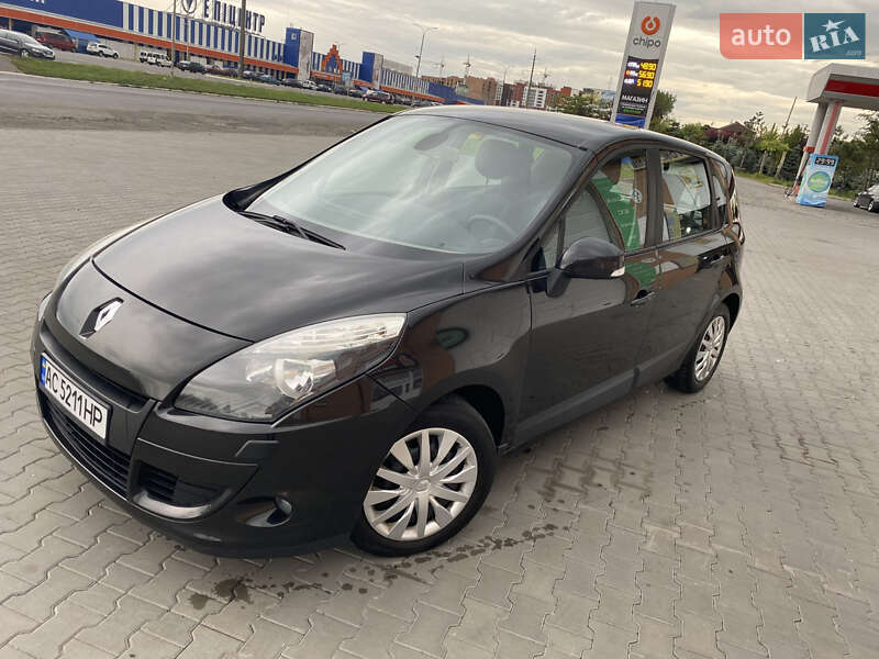 Минивэн Renault Scenic 2010 в Луцке