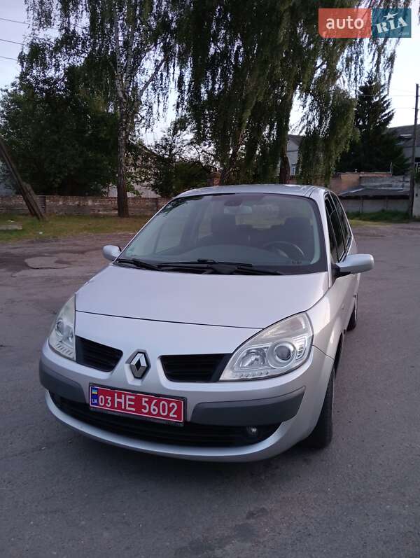 Минивэн Renault Scenic 2007 в 