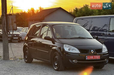 Мінівен Renault Scenic 2008 в Дубні