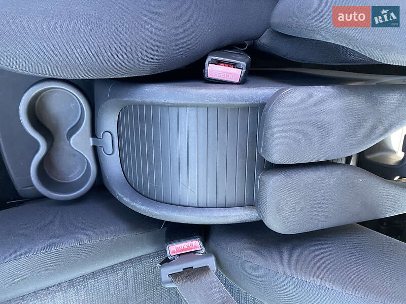 Минивэн Renault Scenic 2008 в Виннице