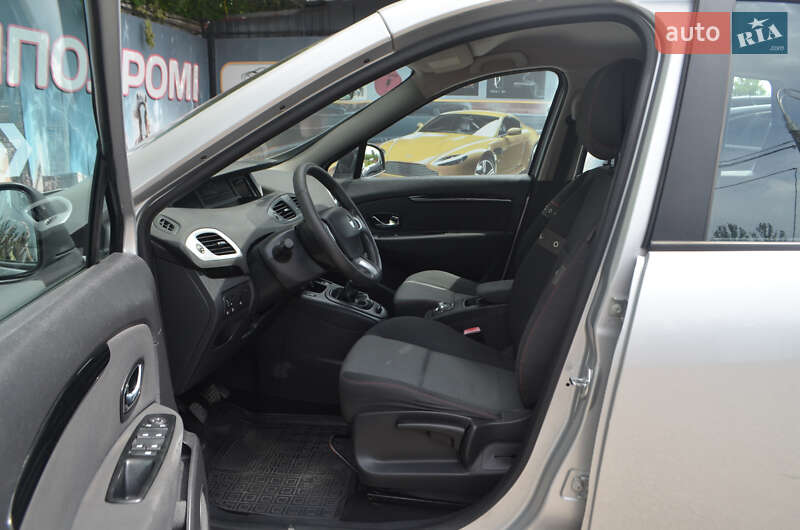 Мінівен Renault Scenic 2012 в Києві