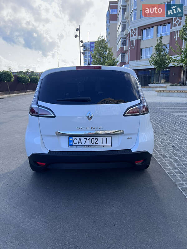 Мінівен Renault Scenic 2013 в Умані