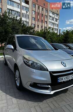 Мінівен Renault Scenic 2012 в Рівному