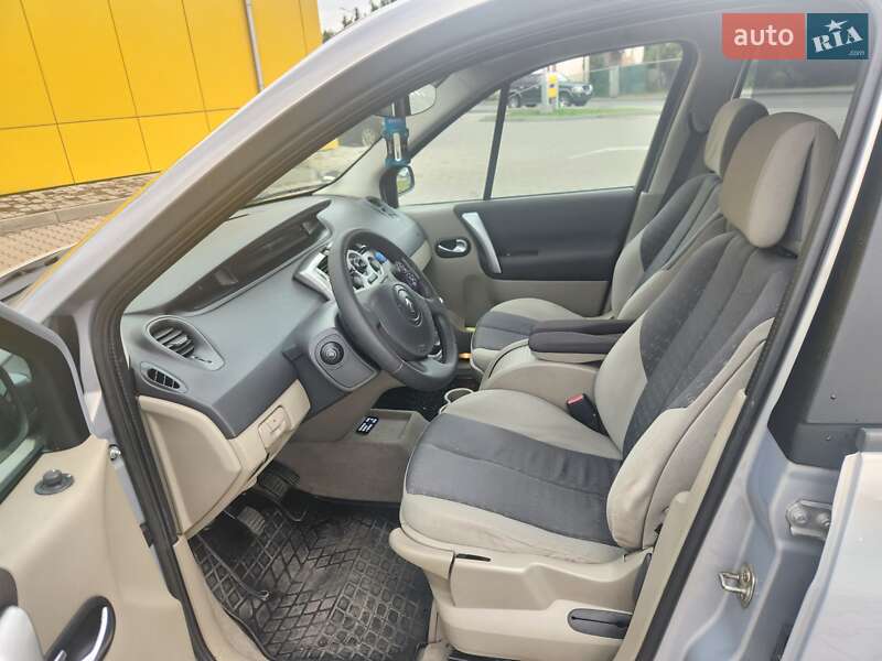 Минивэн Renault Scenic 2005 в Полтаве