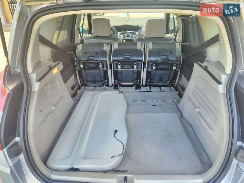 Минивэн Renault Scenic 2005 в Полтаве